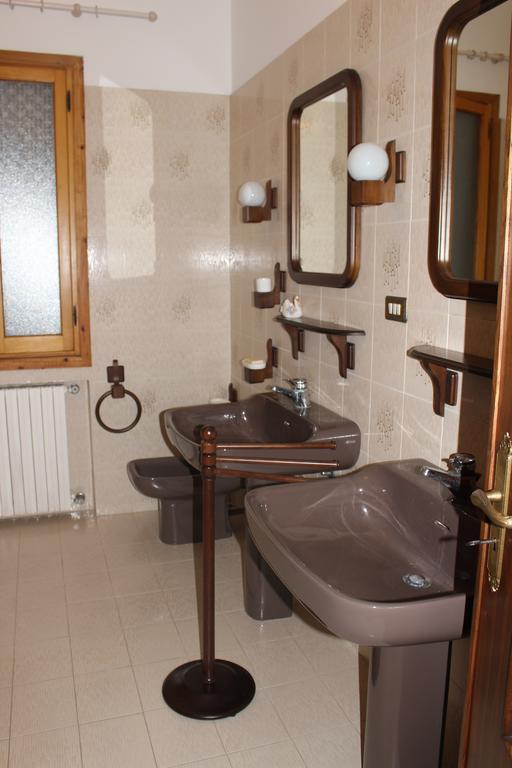 דירות אימפריה House In Caramagna חדר תמונה